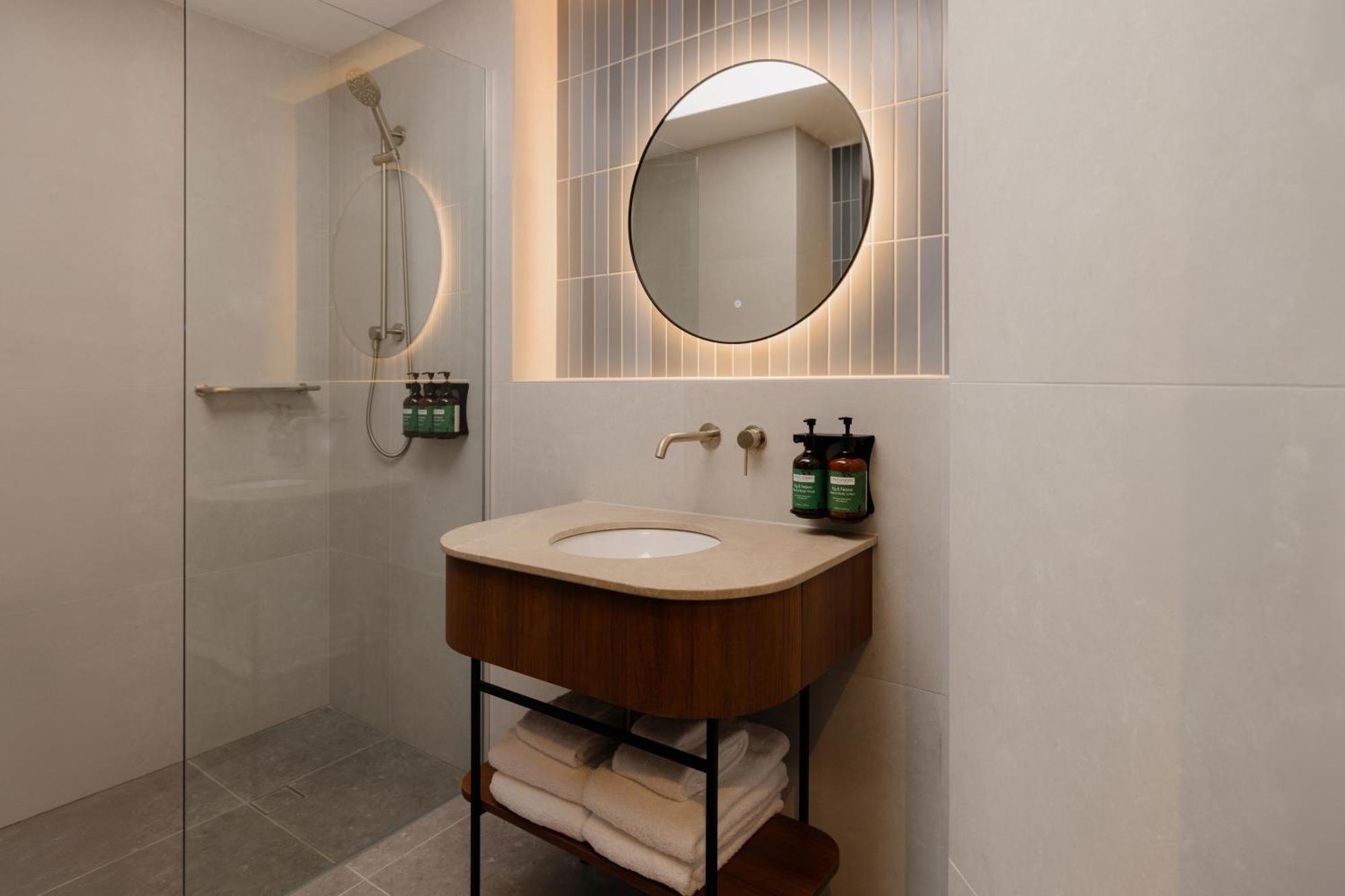 Crowne Plaza Adelaide Mawson Lakes By Ihg Ngoại thất bức ảnh